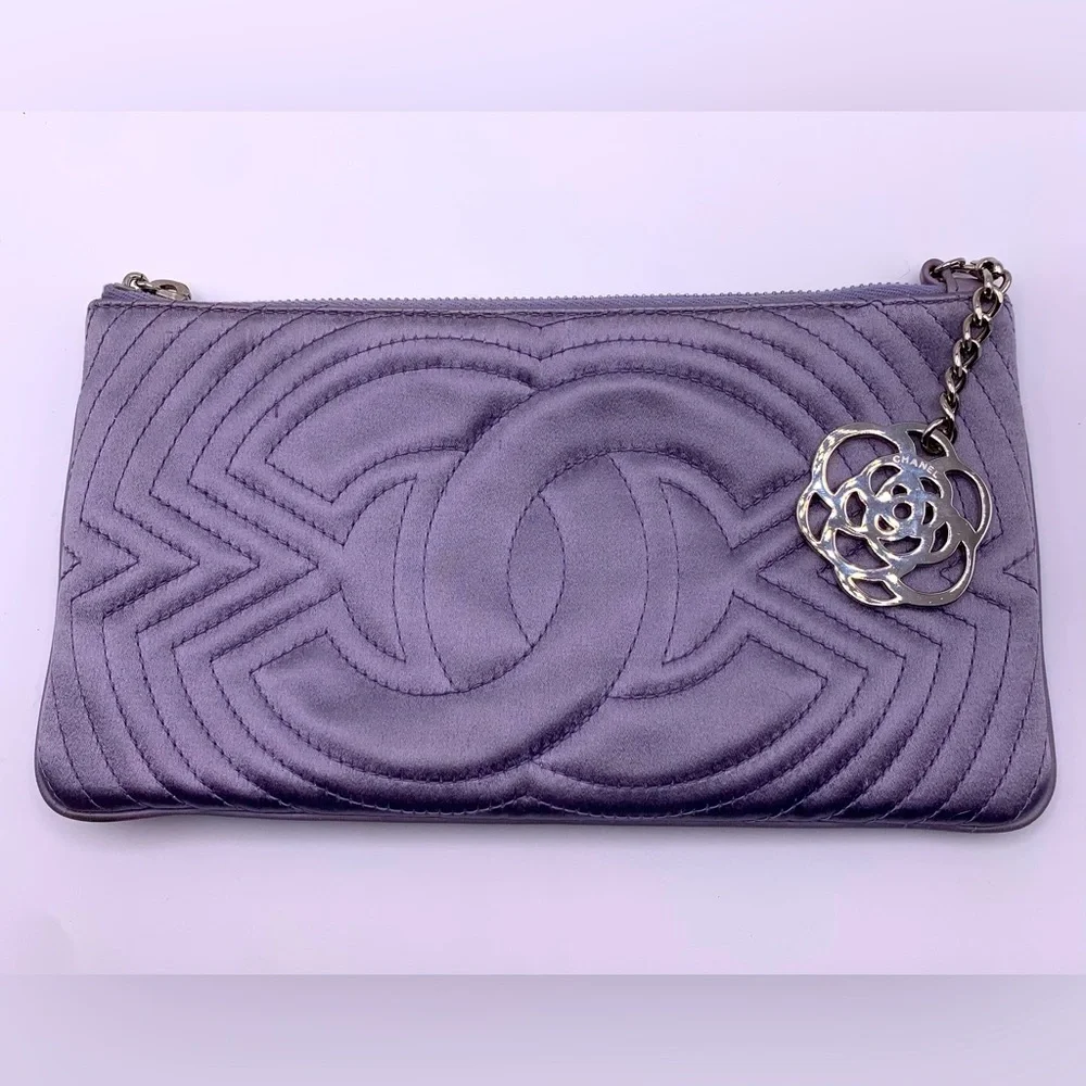 Chanel Camellia Charm Pochette - Vintage - Picture 2 of 7